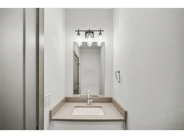 3511 S Marion St C, Englewood, CO 80113