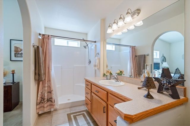 3960 N Diamond Drive, Kingman, AZ 86409