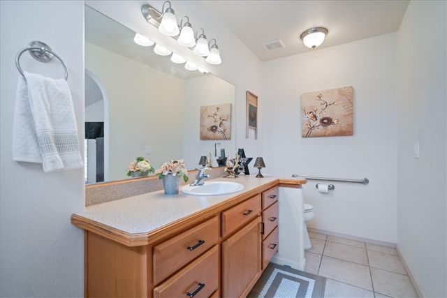 3960 N Diamond Drive, Kingman, AZ 86409