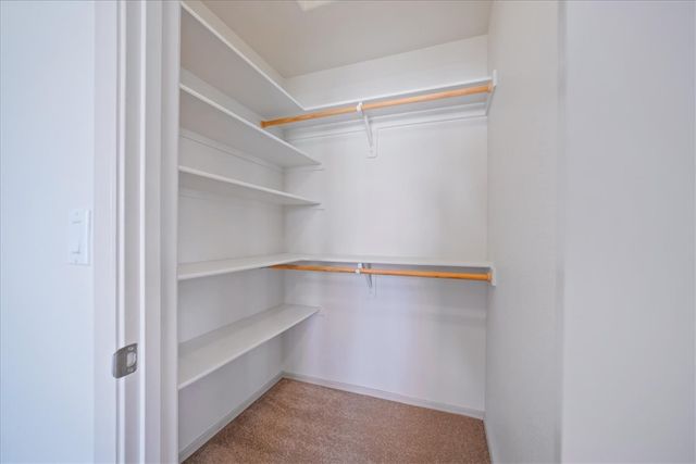 3960 N Diamond Drive, Kingman, AZ 86409