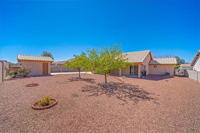 3960 N Diamond Drive, Kingman, AZ 86409
