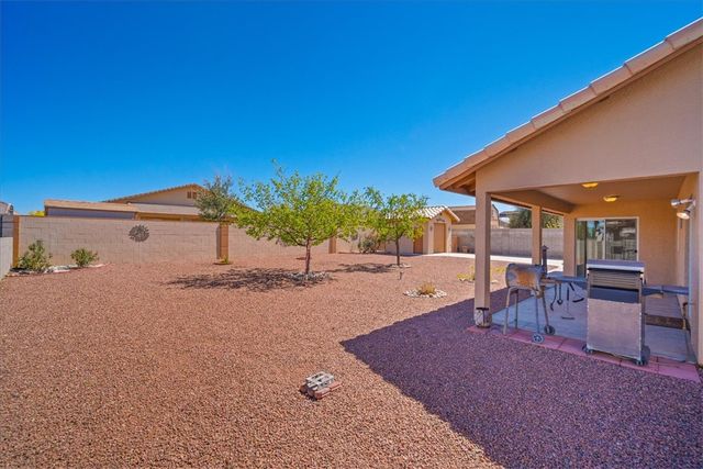 3960 N Diamond Drive, Kingman, AZ 86409