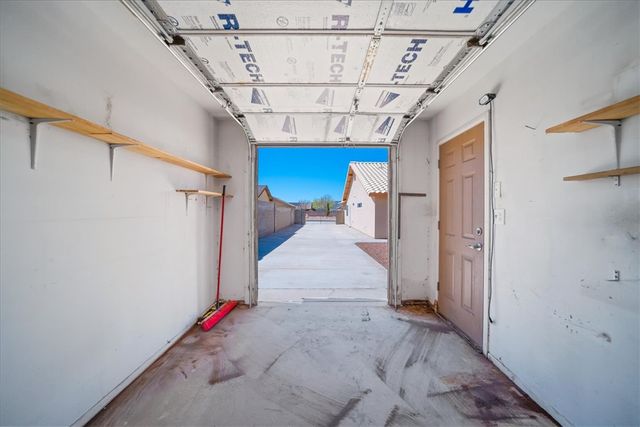 3960 N Diamond Drive, Kingman, AZ 86409