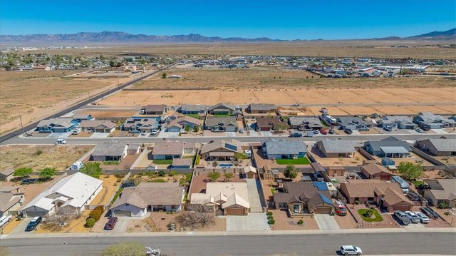 3960 N Diamond Drive, Kingman, AZ 86409