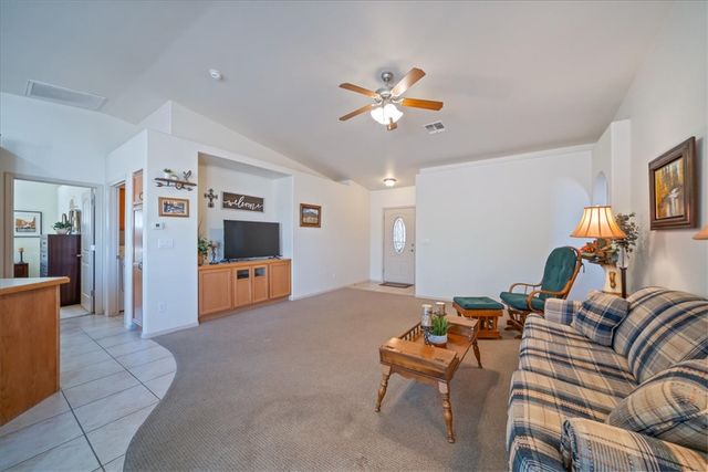 3960 N Diamond Drive, Kingman, AZ 86409