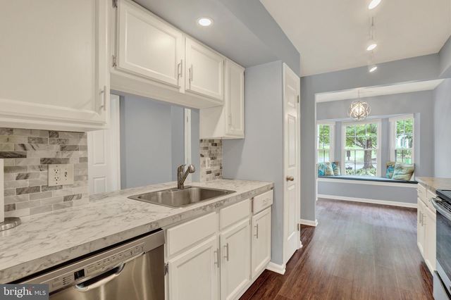 472 TRUMBULL CT, Newtown, PA 18940