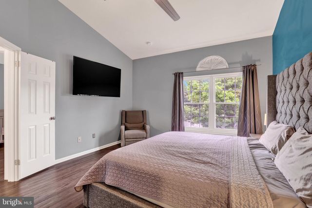 472 TRUMBULL CT, Newtown, PA 18940