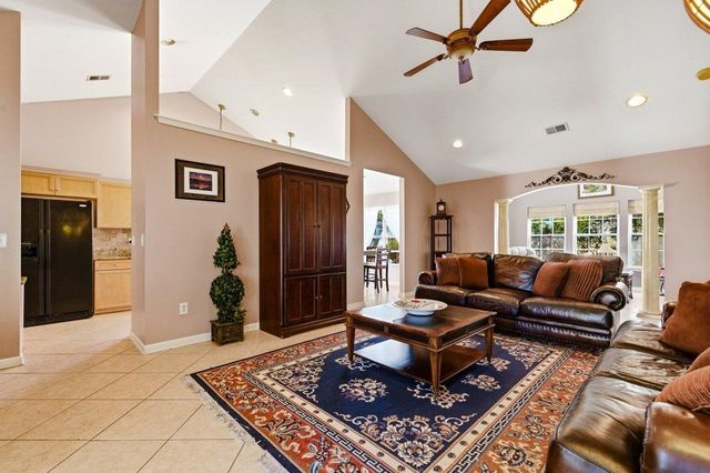 409 Harbour Reef Dr., Myrtle Beach, SC 29588