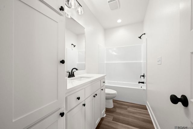 10788 Annie Cir, Walker, LA 70785