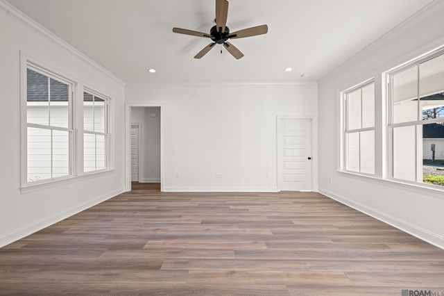 10788 Annie Cir, Walker, LA 70785