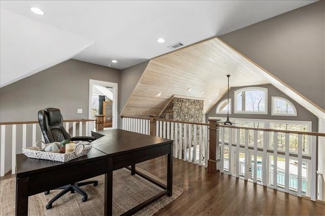 292 Etowah Drive, Dawsonville, GA 30534