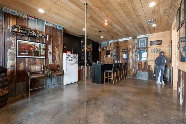 292 Etowah Drive, Dawsonville, GA 30534