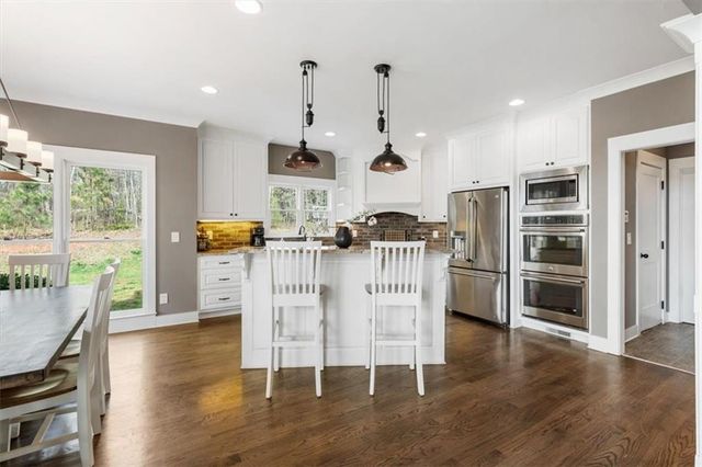 292 Etowah Drive, Dawsonville, GA 30534