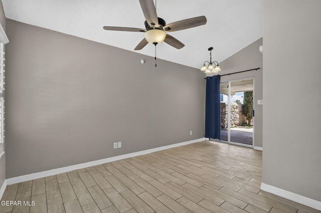 9128 BUR OAK Circle, El Paso, TX 79907