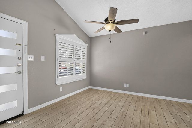 9128 BUR OAK Circle, El Paso, TX 79907