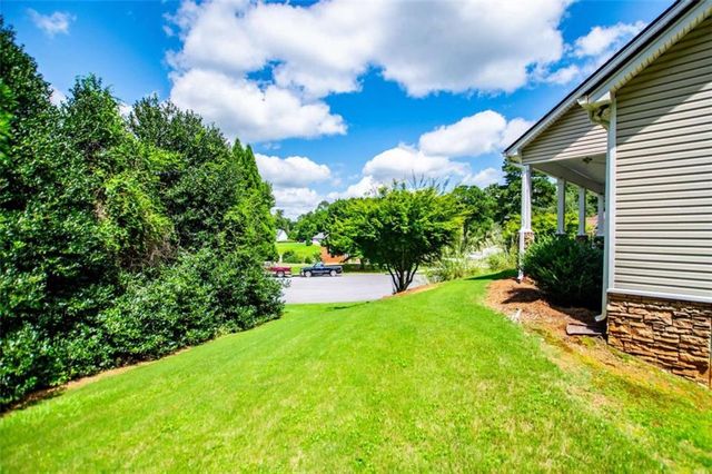 104 Hidden Lake Drive, Bremen, GA 30110