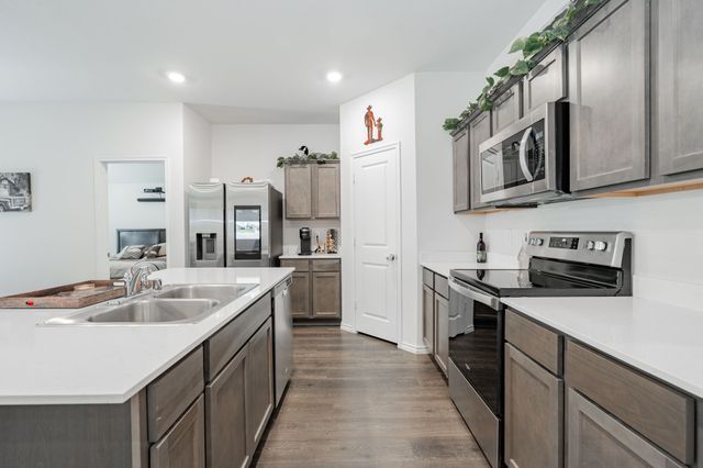 908 Old Bluff Road, Royse City, TX 75189
