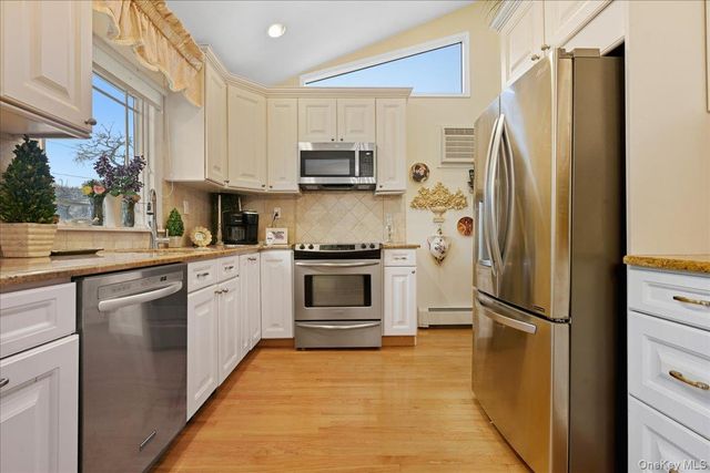 3937 Kingsberry Road, Seaford, NY 11783