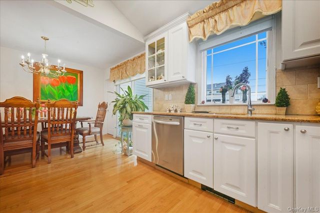 3937 Kingsberry Road, Seaford, NY 11783