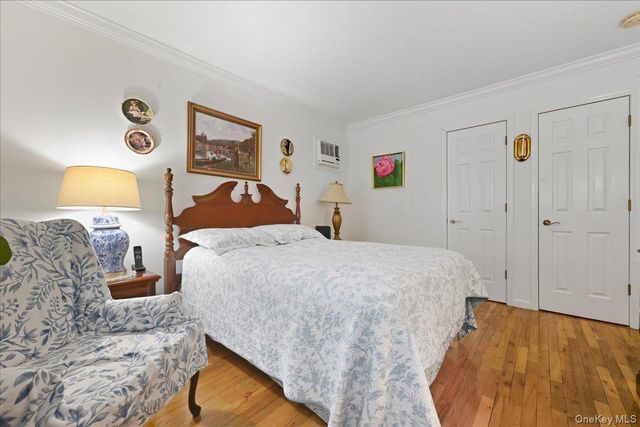 3937 Kingsberry Road, Seaford, NY 11783