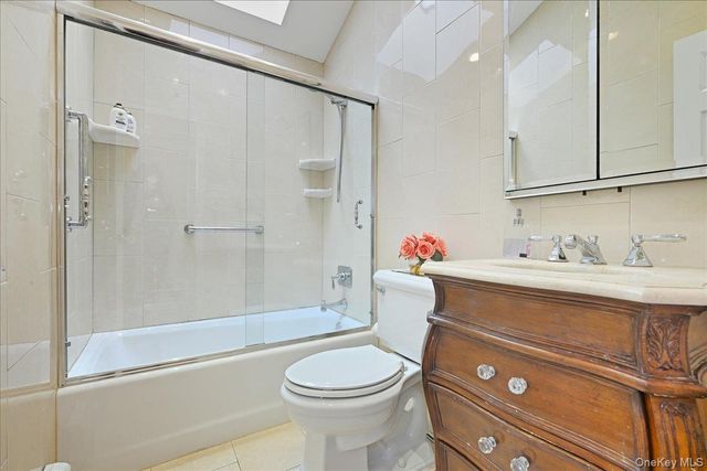 3937 Kingsberry Road, Seaford, NY 11783