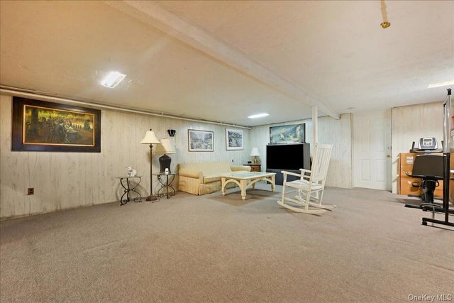 3937 Kingsberry Road, Seaford, NY 11783