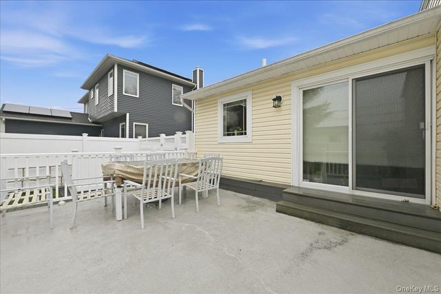 3937 Kingsberry Road, Seaford, NY 11783