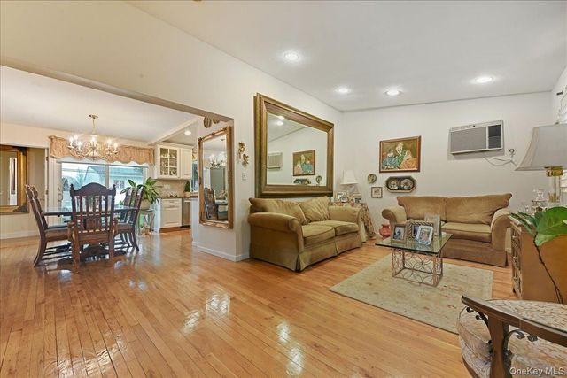 3937 Kingsberry Road, Seaford, NY 11783