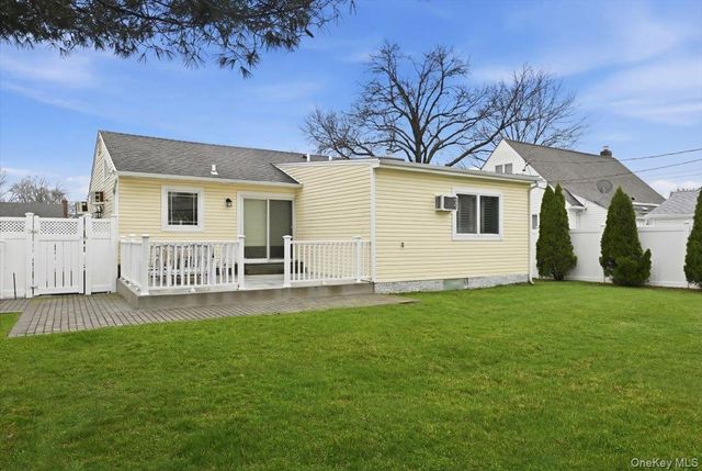 3937 Kingsberry Road, Seaford, NY 11783