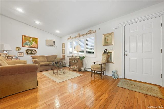 3937 Kingsberry Road, Seaford, NY 11783