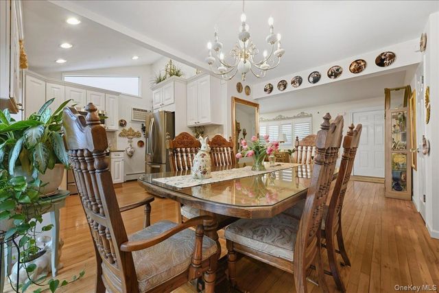 3937 Kingsberry Road, Seaford, NY 11783