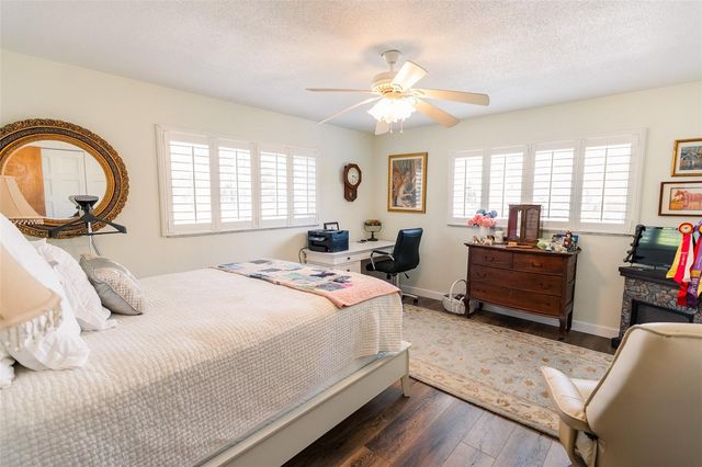 2259 S SPRING GARDEN AVENUE, Deland, FL 32720