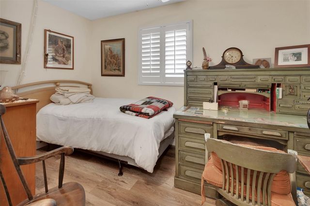 2259 S SPRING GARDEN AVENUE, Deland, FL 32720