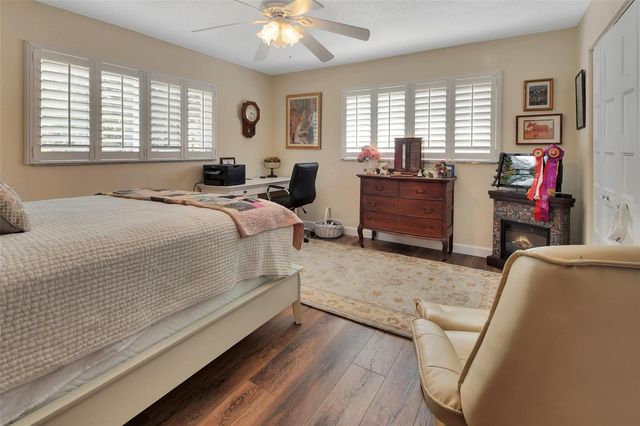 2259 S SPRING GARDEN AVENUE, Deland, FL 32720