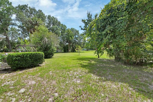 2259 S SPRING GARDEN AVENUE, Deland, FL 32720