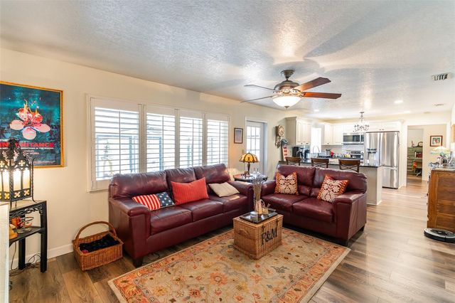 2259 S SPRING GARDEN AVENUE, Deland, FL 32720