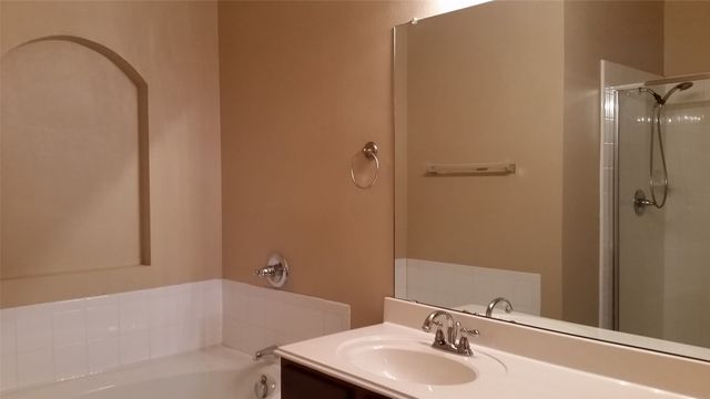 806 Bens Drive, Anna, TX 75409