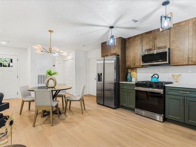 7417 Fernwood Drive, Riverdale, GA 30296