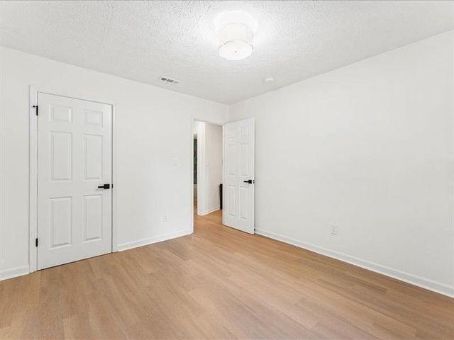 7417 Fernwood Drive, Riverdale, GA 30296