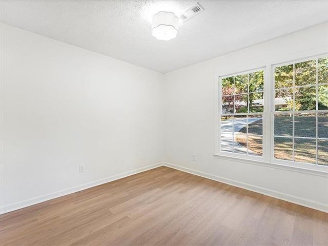 7417 Fernwood Drive, Riverdale, GA 30296