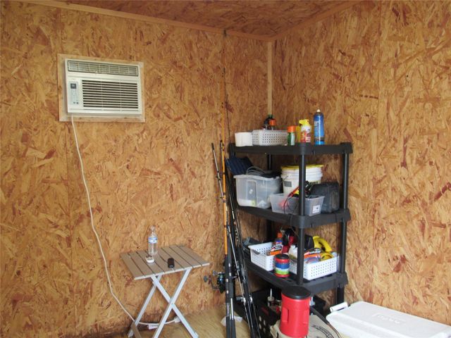 961 County Road 202, Sargent, TX 77414