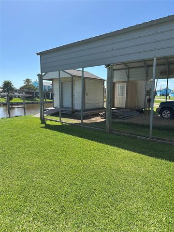 961 County Road 202, Sargent, TX 77414