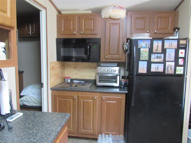 961 County Road 202, Sargent, TX 77414