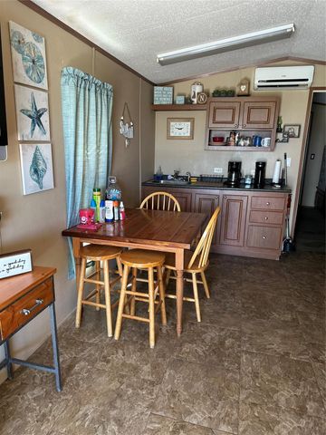 961 County Road 202, Sargent, TX 77414