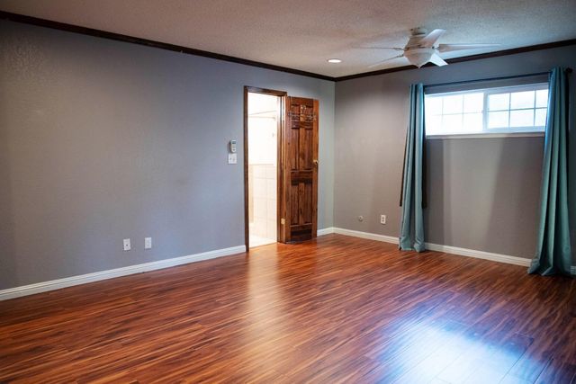 1692 S Bush Avenue, Fresno, CA 93727