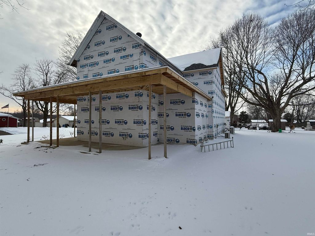 8522 Windsor Avenue, Newburgh, IN 47630