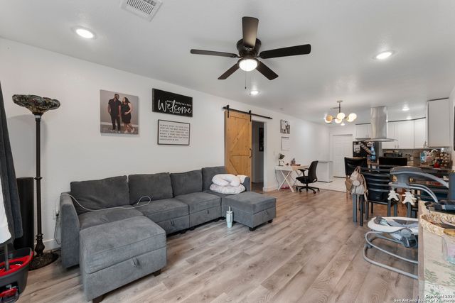 928 HEDGES ST, San Antonio, TX 78203
