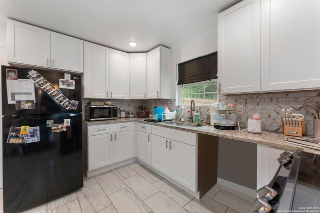928 HEDGES ST, San Antonio, TX 78203