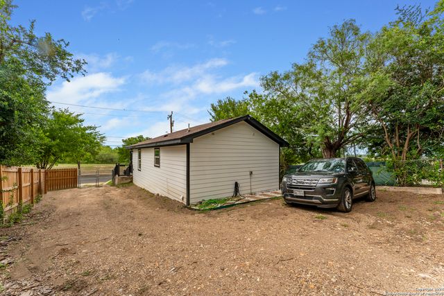928 HEDGES ST, San Antonio, TX 78203