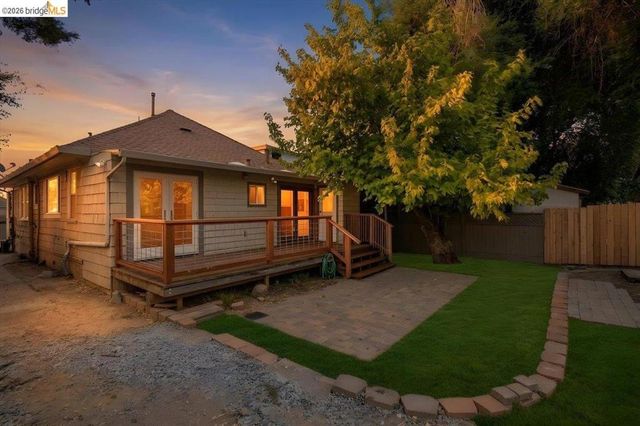 627 6th Street, Vallejo, CA 94590